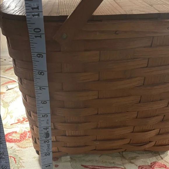 Basketville Putney Vermont Vintage Rustic Tan Woven Storage Picnic Basket - Picture 11 of 16
